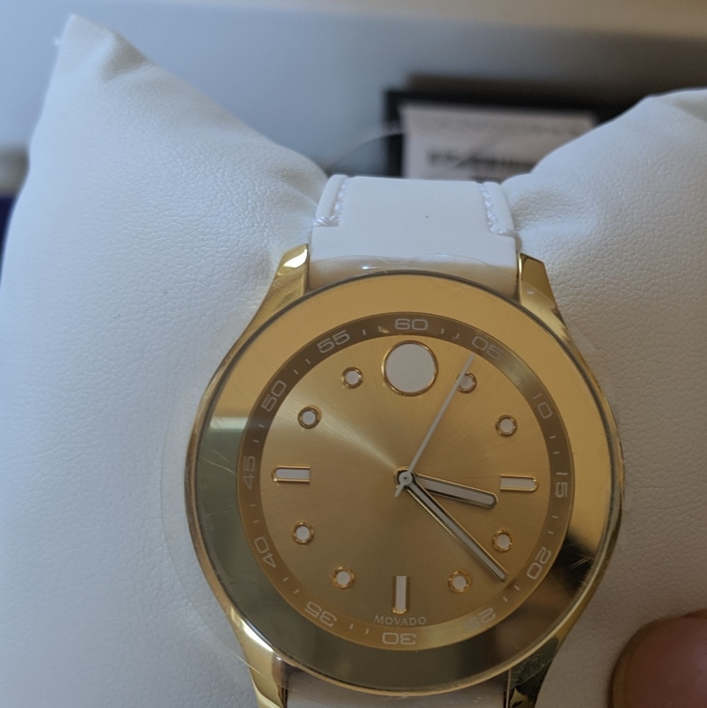 SOLD ***Brand new Movado Bold white 38mm